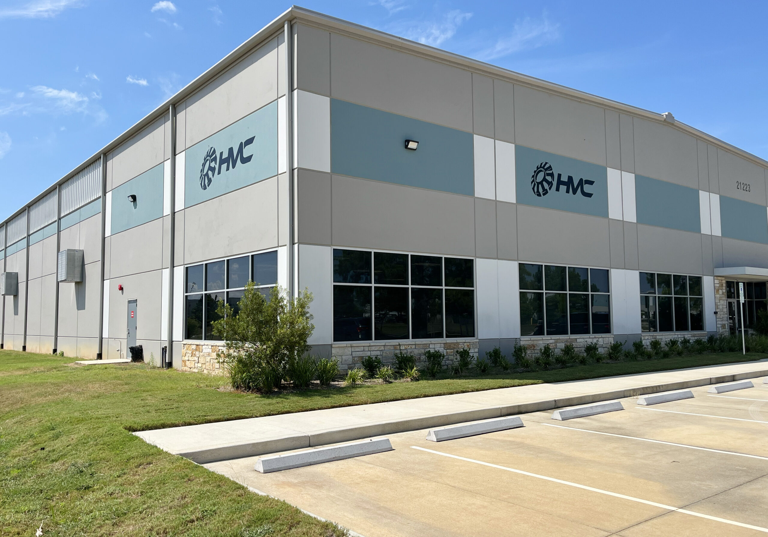 hmc-exterior-signage-houston-motor-and-control-electric-motor-distributor